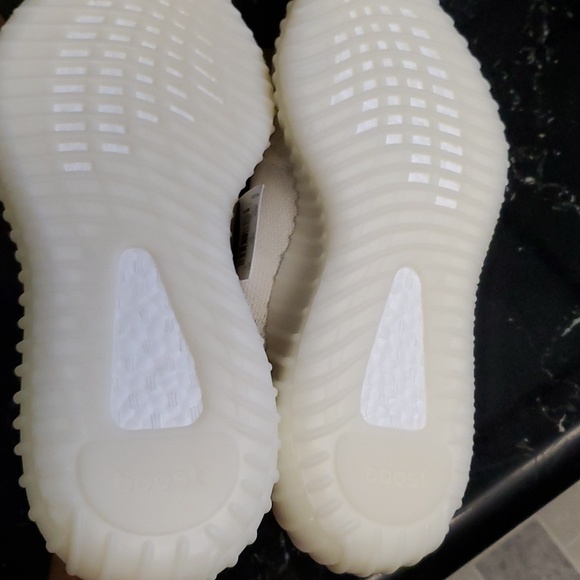 NWT YEEZY 350 V2 BONE 7.5 MEN 8.5 WOMEN 100% AUTHENTIC - Picture 4 of 5